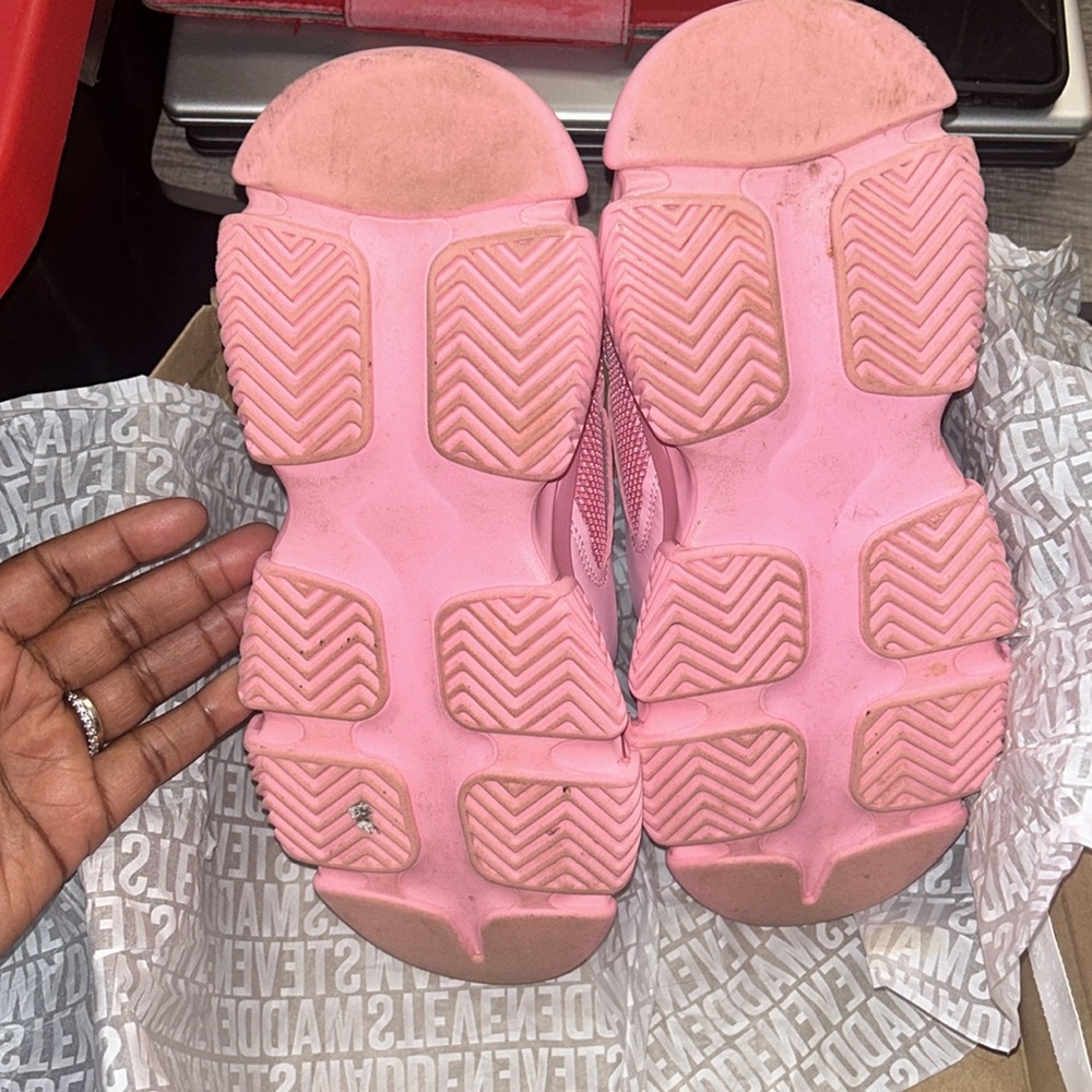 Steve Madden Pink Chunky Sole Sneakers - Picture 4 of 6